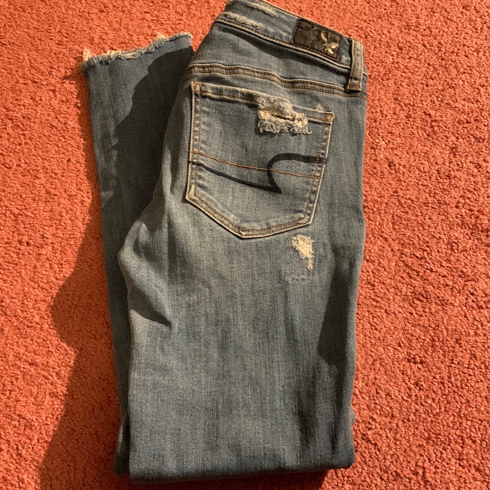 American eagle ripped skinny jeans